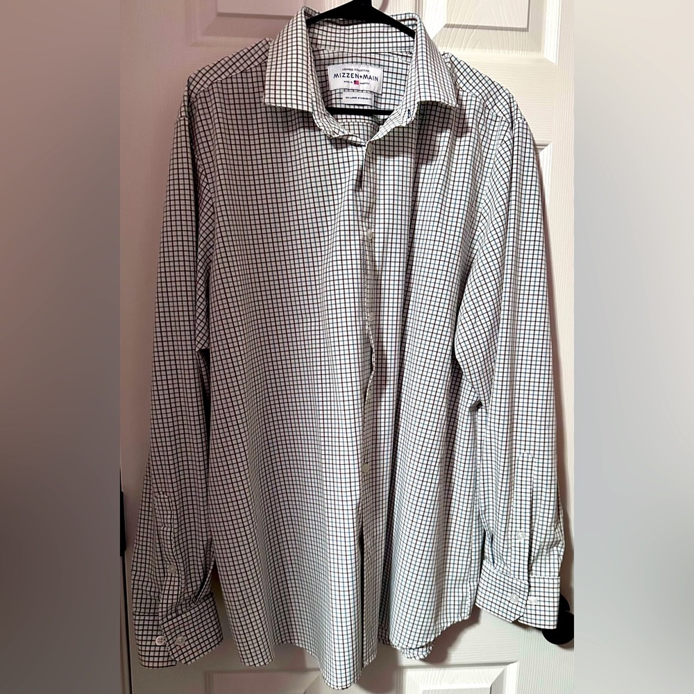 Mizzen + Main Men's Leeward Trim Fit Shirt
#20146 Size XXL